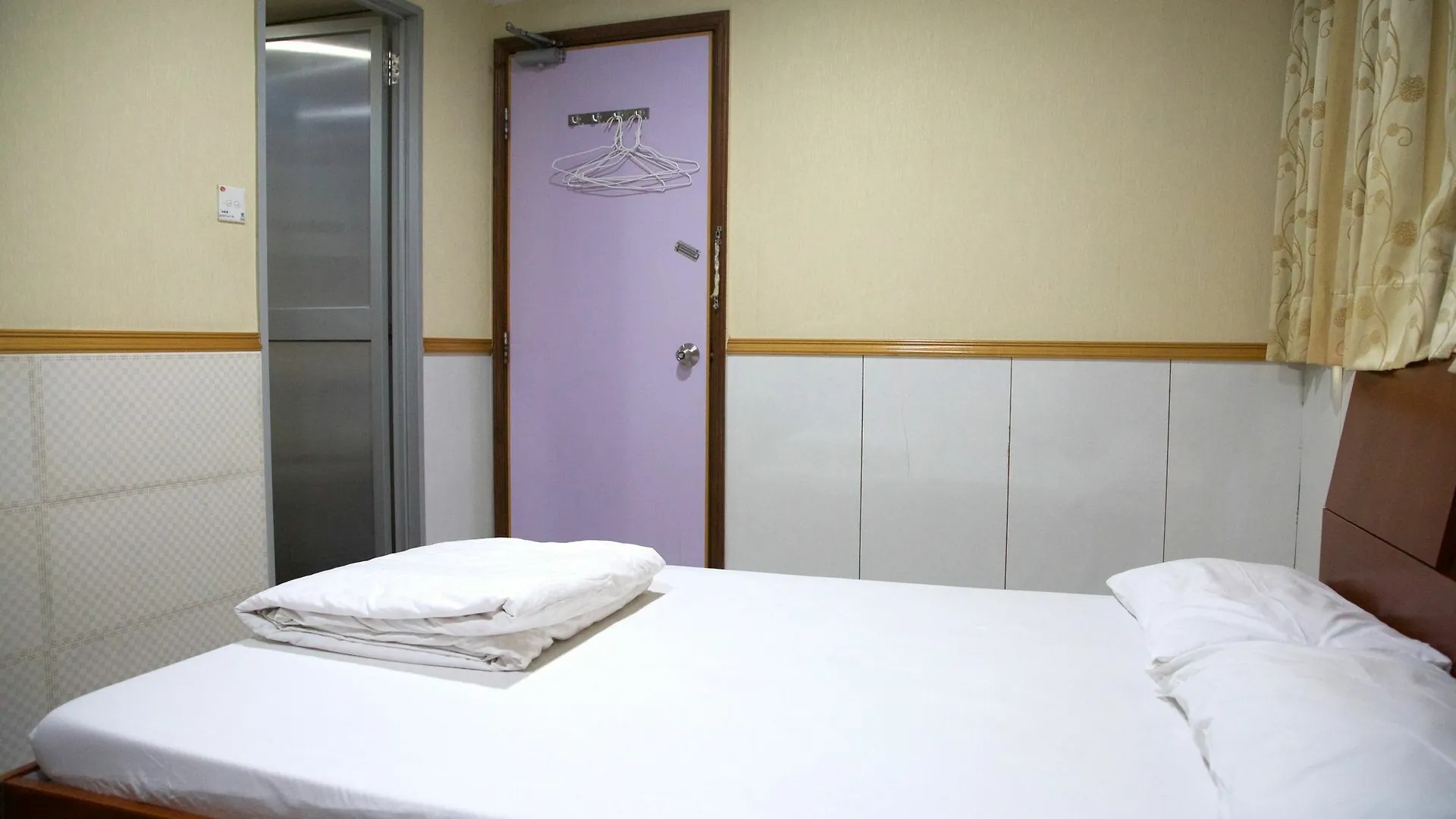 Yau King Hotel Kowloon  China